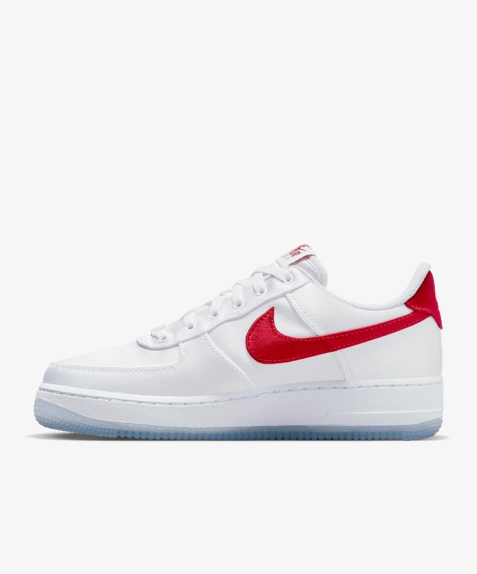 Resim Nike W Air Force 1 '07 Ess Snkr